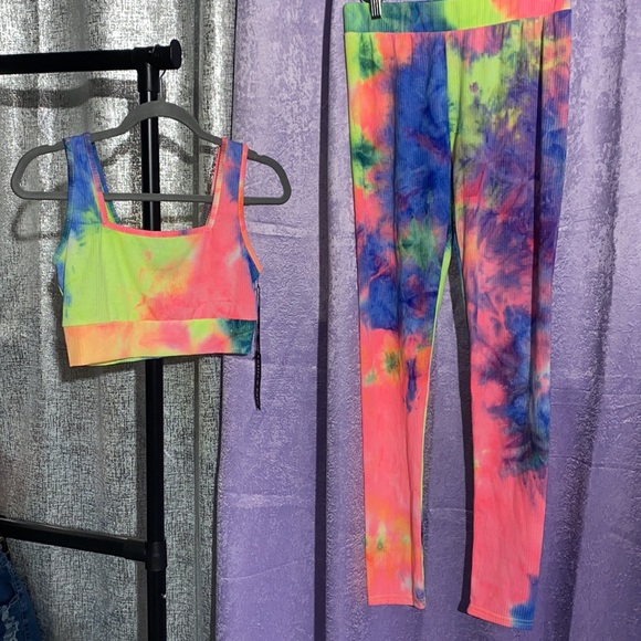 Stylish 2pc Set - Picture 1 of 7